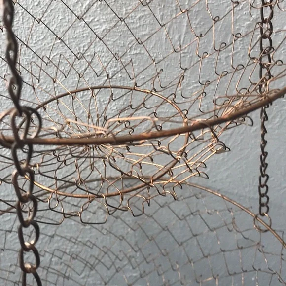 Vintage 3 tier hanging round metal copper color fruit vegetable hanger not hung - Picture 7 of 12